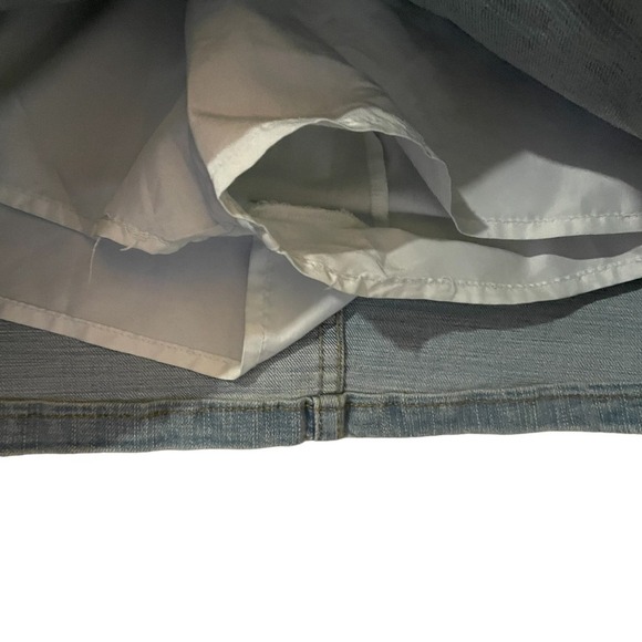 Denim Skort button front pockets belt loops distressed stretch edgy Size 4 - Picture 9 of 9